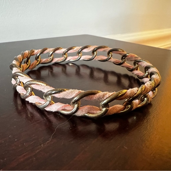 Gold and pink bracelet - Picture 1 of 2
